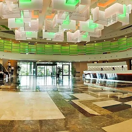 Vonresort Golden Hotel 5*